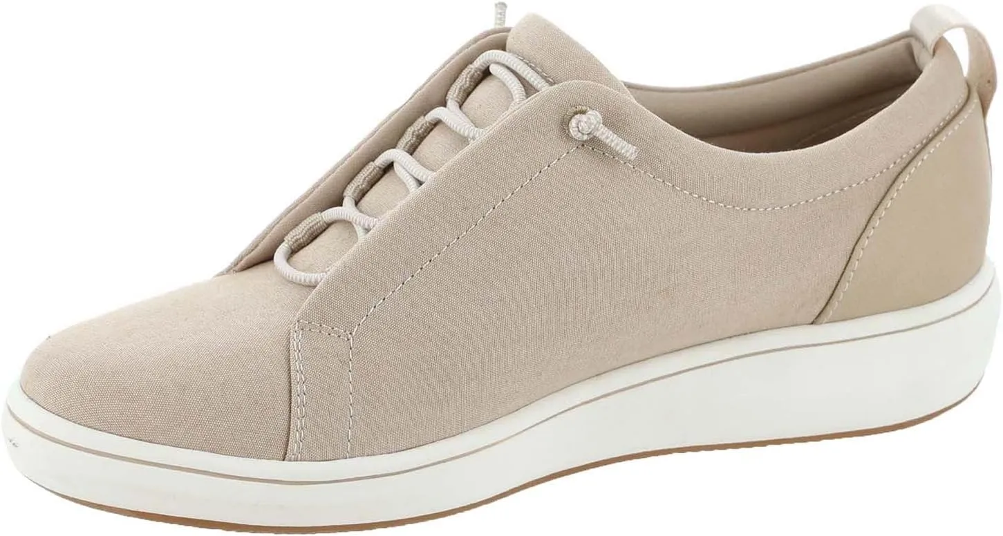 Clarks BreezeSky Lace Women's Oxford