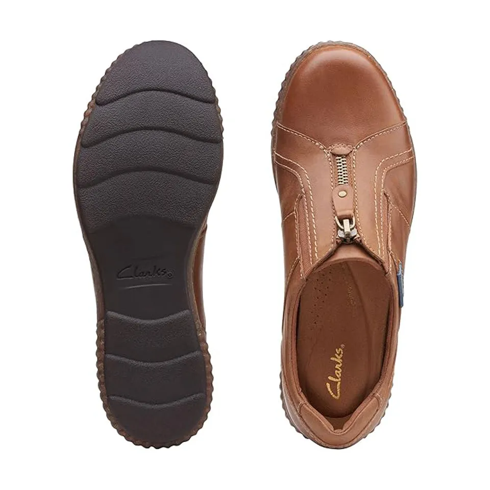 Clarks Women's Magnolia Zip Dark Tan Leather 26167481