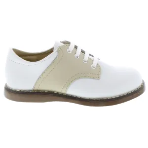 Footmates Cheer Saddle Shoe in White/Ecru