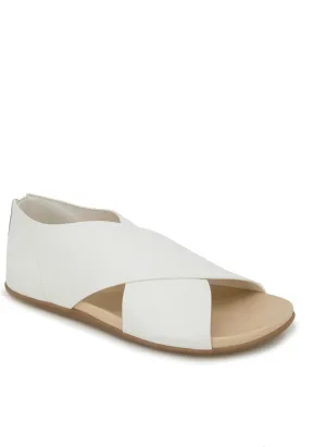 Kenneth Cole REACTION Women's Selena Flat Sandal