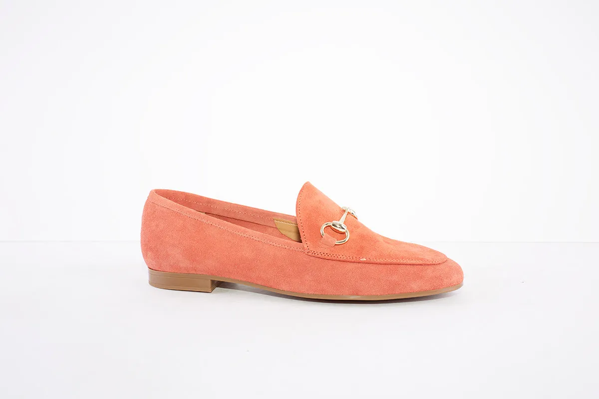 MARIA JAEN - 4023 FLAT LOAFER WITH GOLD CHAIN DETAIL - ORANGE SUEDE