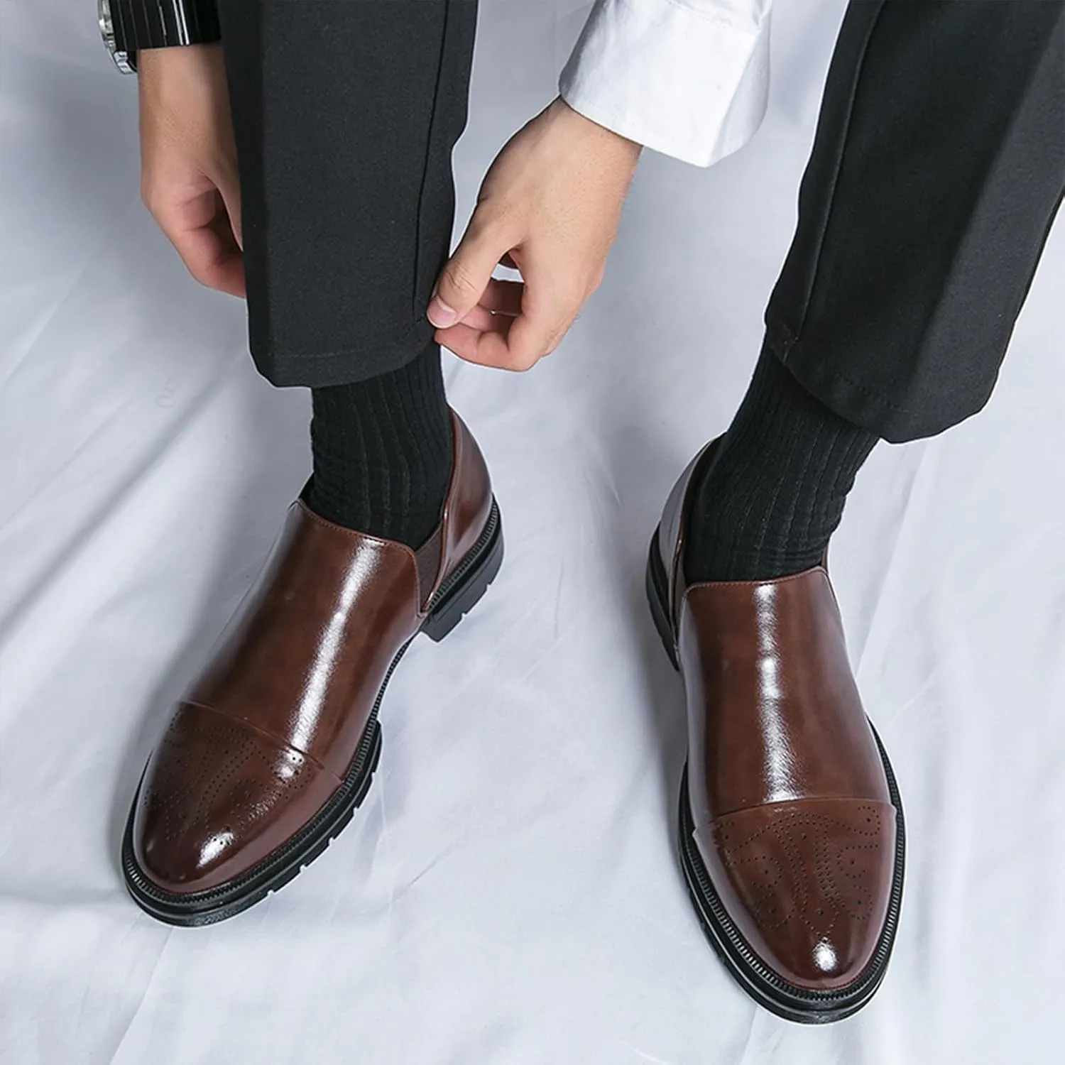 Men's Leather Platform Slip-On Brogue Loafers Fashion Carving Punched Low Top Anti-Slip Dress Oxfords with Side Elastic Panels for Formal Business Wedding Casual Daily Wear
