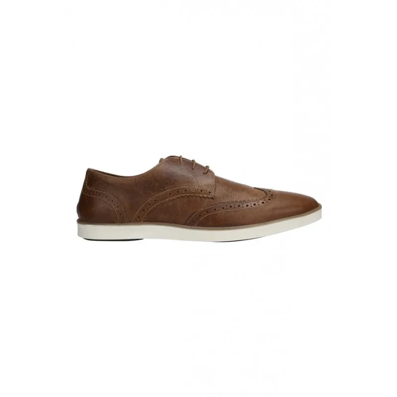 RedTape Men Tan Brogue Shoes