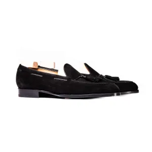 Tassel loafer with braided straps, black suede