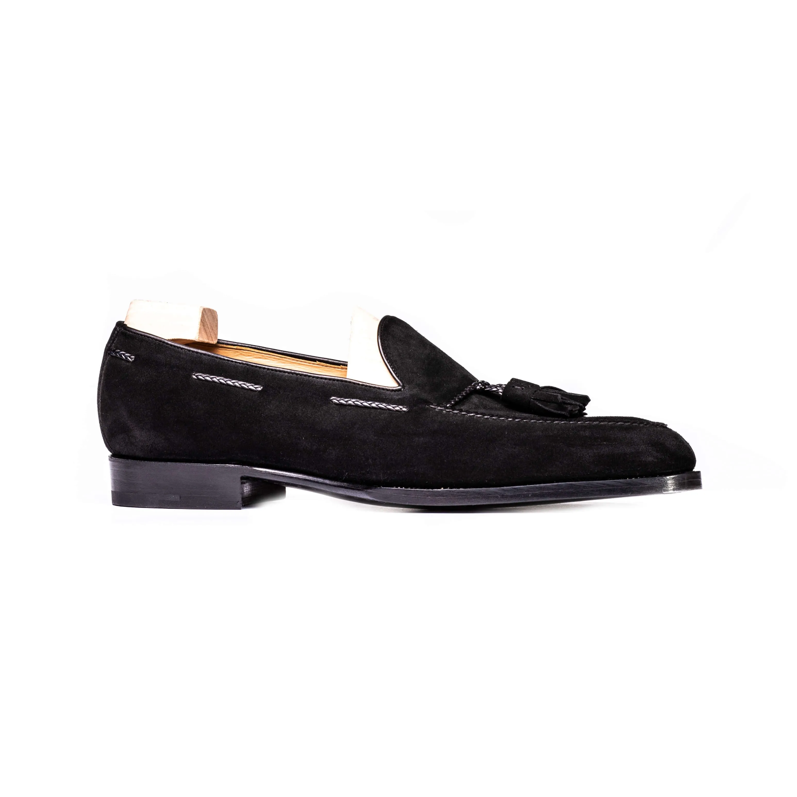 Tassel loafer with braided straps, black suede