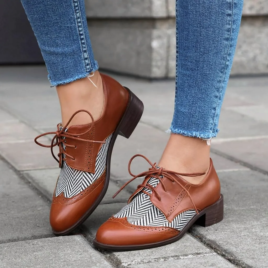 Women's Flat Low Heel Saddle Oxford Shoes Two Toned Wingtip Lace Up Perforated School Uniform Oxfords Brogues