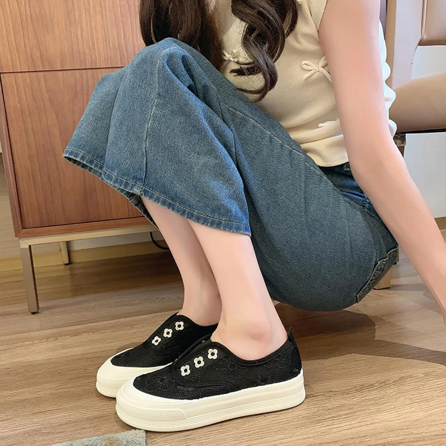 Women's Lace Mesh Platform Loafers Fashion Floral Embroidery Elastic Band Slip On Sneakers Casual Flat Increase Height Walking Shoes