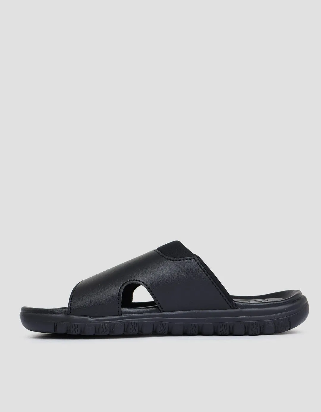 Yongki Komaladi WIMO4003HT Sandal Slip On Pria
