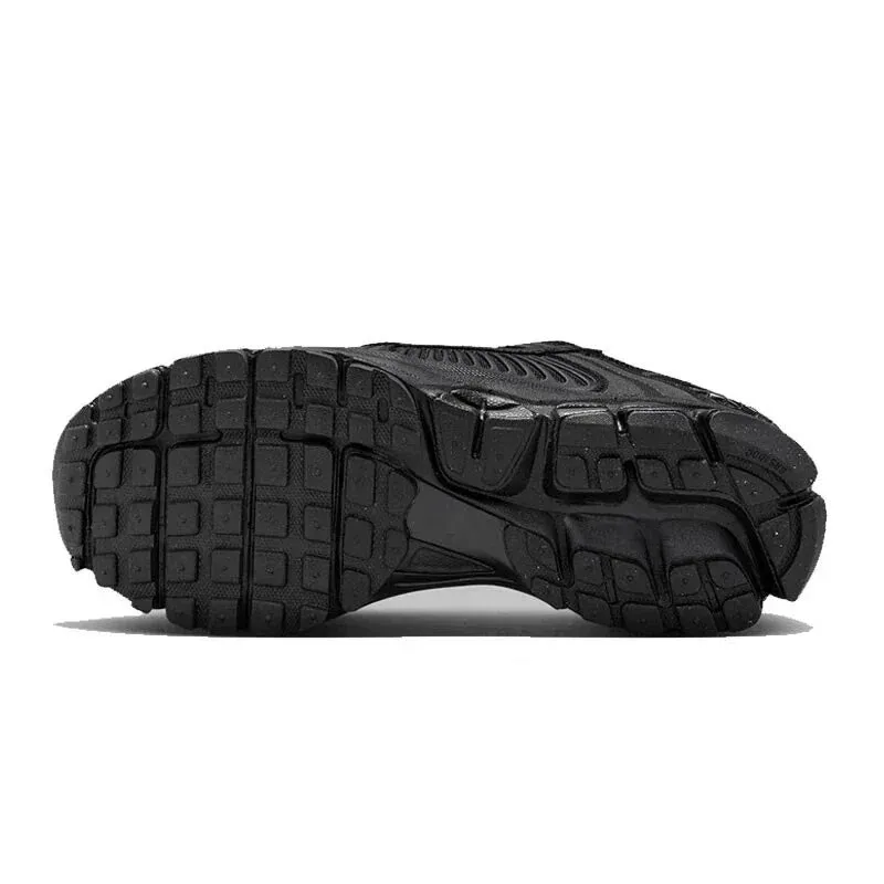 Zoom Nike Black Sneakers Artistic 5 Free gift with purchase Triple Vomero