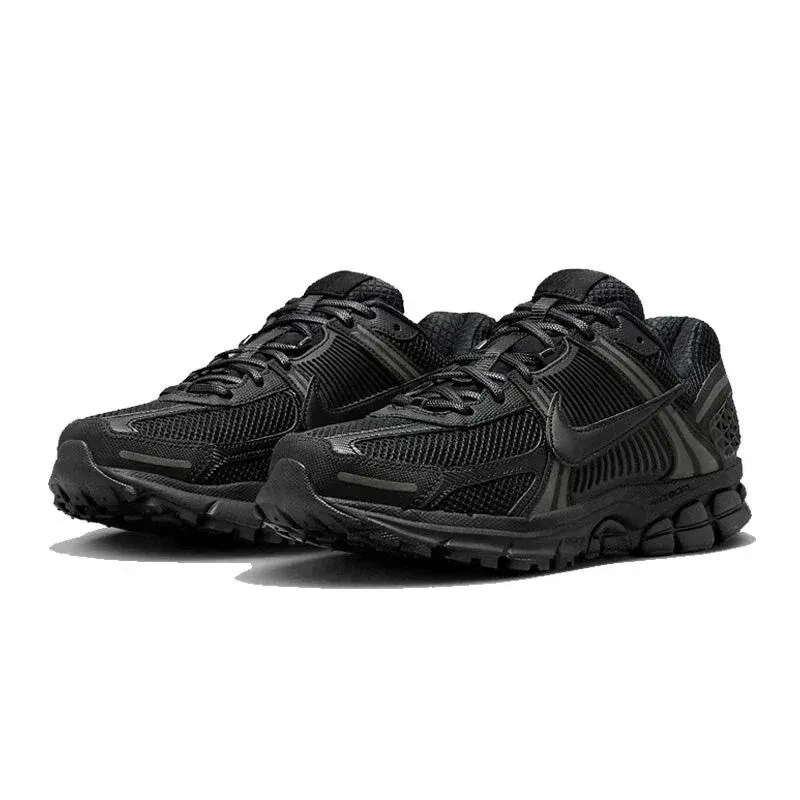 Zoom Nike Black Sneakers Artistic 5 Free gift with purchase Triple Vomero